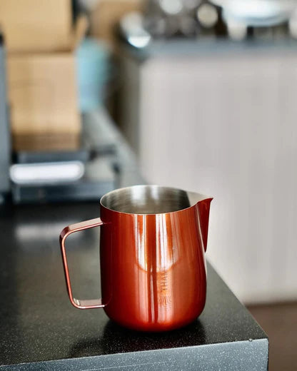 WPM 20OZ TITANIUM BLACK COMPETITION PITCHER - "THAMES X WPM"