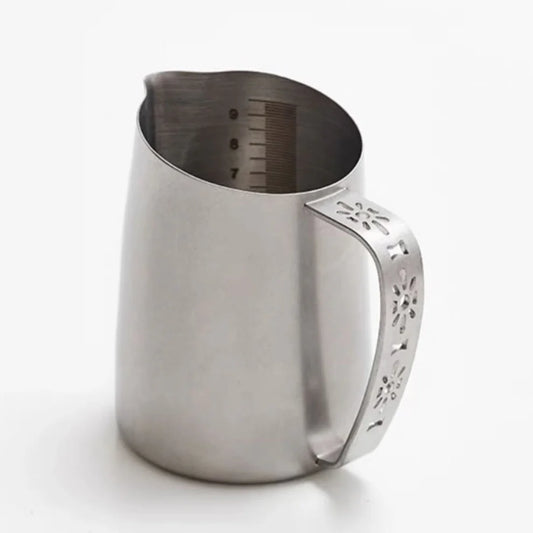 NEW: WPM 15OZ ROUND SPOUT PITCHER - LUDAOQIANG