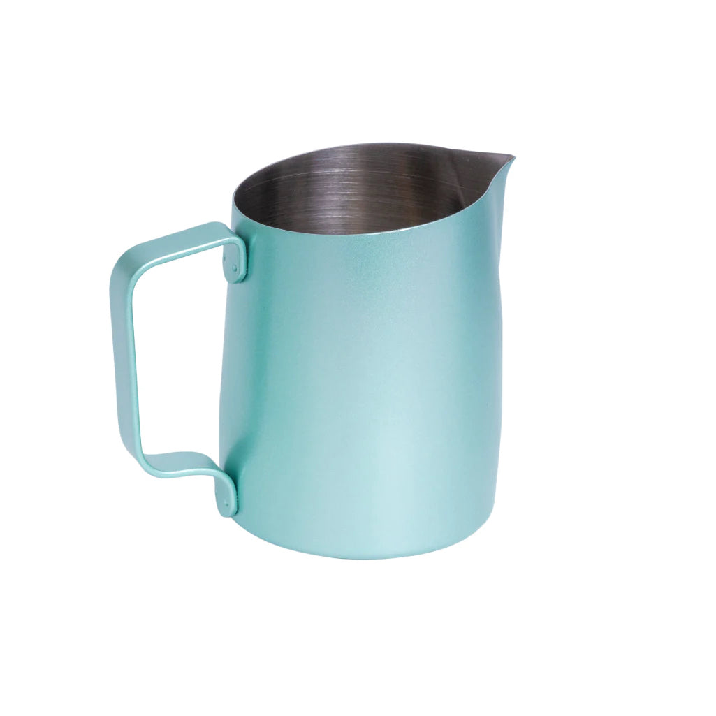 17OZ IVY LKY X WPM GREEN PITCHER (WIDE SHARP SPOUT)