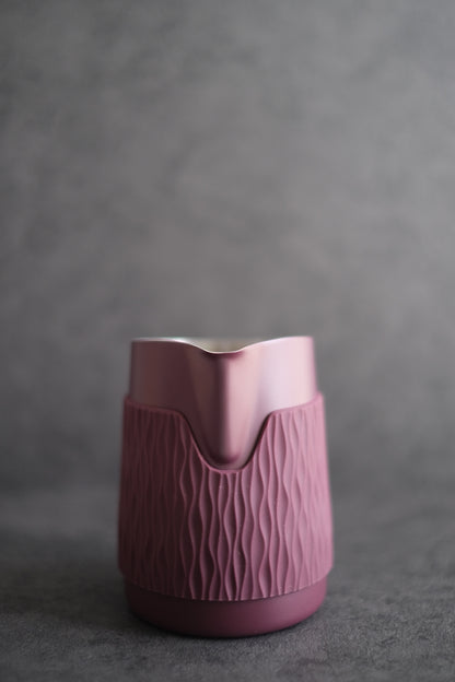WPM 15OZ NON-SLIP HANDLESS MILK PITCHER (WITH SILICON SLEEVE)