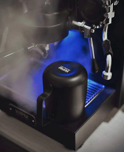 WPM 20OZ MATT BLACK COMPETITION PITCHER (LONG SHARP SPOUT)