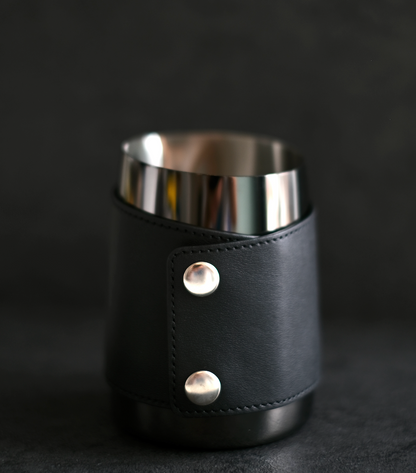 WPM 15OZ TITANIUM BLACK MILK PITCHER (SHARP SPOUT) WITH LEATHER SLEEVE