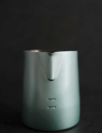 WPM 17OZ IVY LKY X WPM GREEN PITCHER (WIDE SHARP SPOUT)