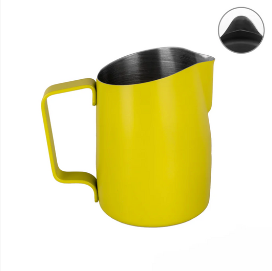 NEW: WPM 15OZ LIME YELLOW PITCHER (ROUND SPOUT)