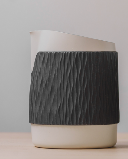 COFFEE NOW x WPM 15OZ NON-SLIP HANDLELESS COCONUT WHITE MILK PITCHER