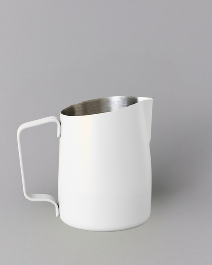 WPM 15OZ MATT WHITE MILK PITCHER (ROUND SPOUT)